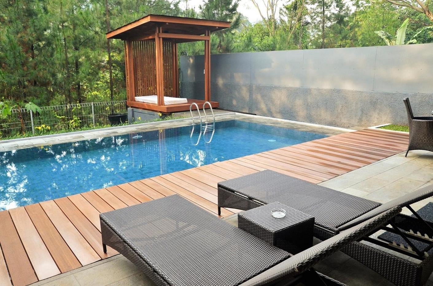 Hikari Hill View Villa 7 Bedrooms With A Private Swimming Pool And Billiard บันดุง ภายนอก รูปภาพ