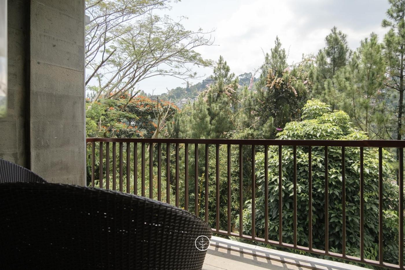 Hikari Hill View Villa 7 Bedrooms With A Private Swimming Pool And Billiard บันดุง ภายนอก รูปภาพ